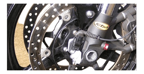 Traction Control anti-patinage, anti-cabrage Nemesis