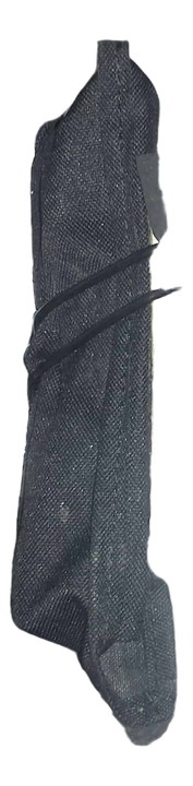 L'ecu se situe dans la cage métallique avec vis a tête autocassante