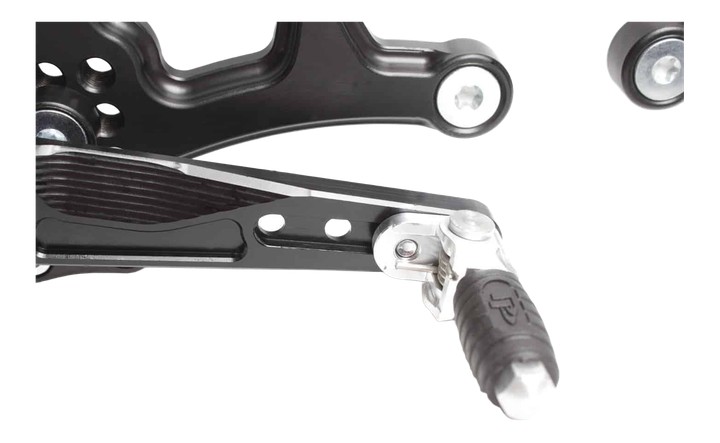 COMMANDES RECULÉES PP-TUNING POUR YZF R6 2017›2023