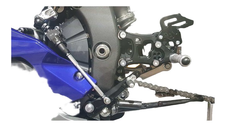 COMMANDES RECULÉES PP-TUNING POUR YZF R6 2017›2023