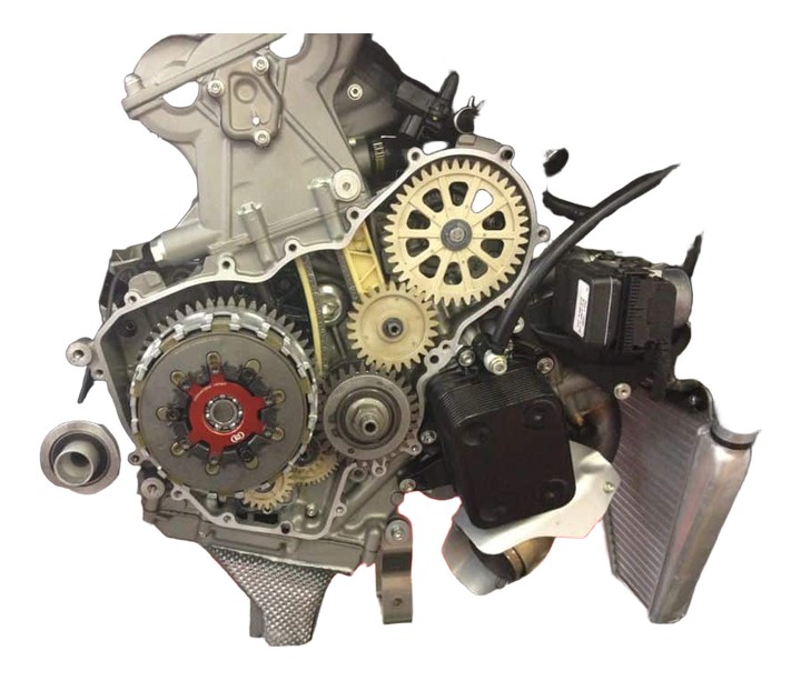 Vue de l'embrayage sur une 899 Panigale 