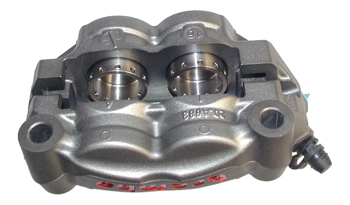 etrier frein avant brembo entraxe 100mm M4 racing monobloc 220988530
