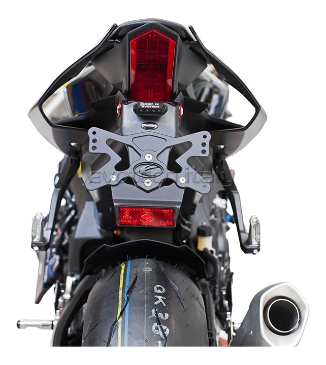 Support de plaque Evotech pour R1 15›23 - photo non contractuelle