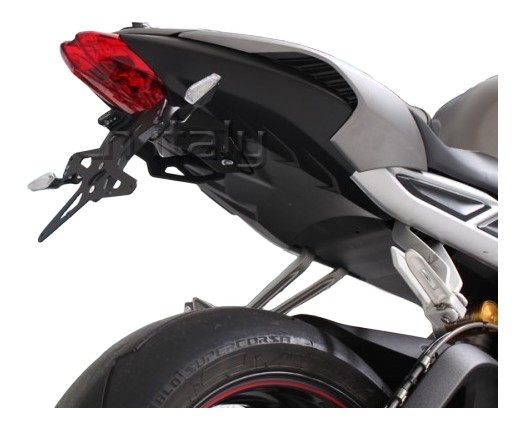 Support de plaque Evotech pour STREET TRIPLE - photo non contractuelle